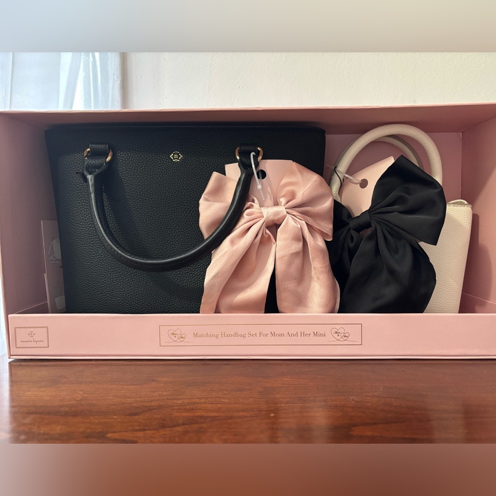 Nanette Lepore matching handbag set NWT